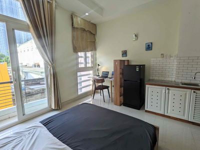 Studio ban công full nội thất ngay Landmark 81