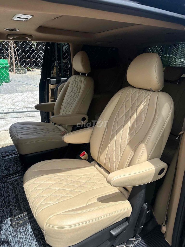 Kia Sedona 2015 2.2L DAT - 160v km. Mua bán Ô tô tại Quận Ngũ Hành Sơn Đà Nẵng được đăng bởi Bảo Quang hình 4