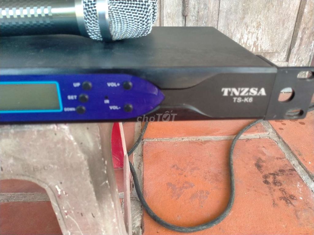 Micro không dây TNZSA TS-K6 Đen Đã sử dụng. Mua bán Tivi, Âm thanh tại Huyện Châu Thành Trà Vinh được đăng bởi Nghia Tran hình 1