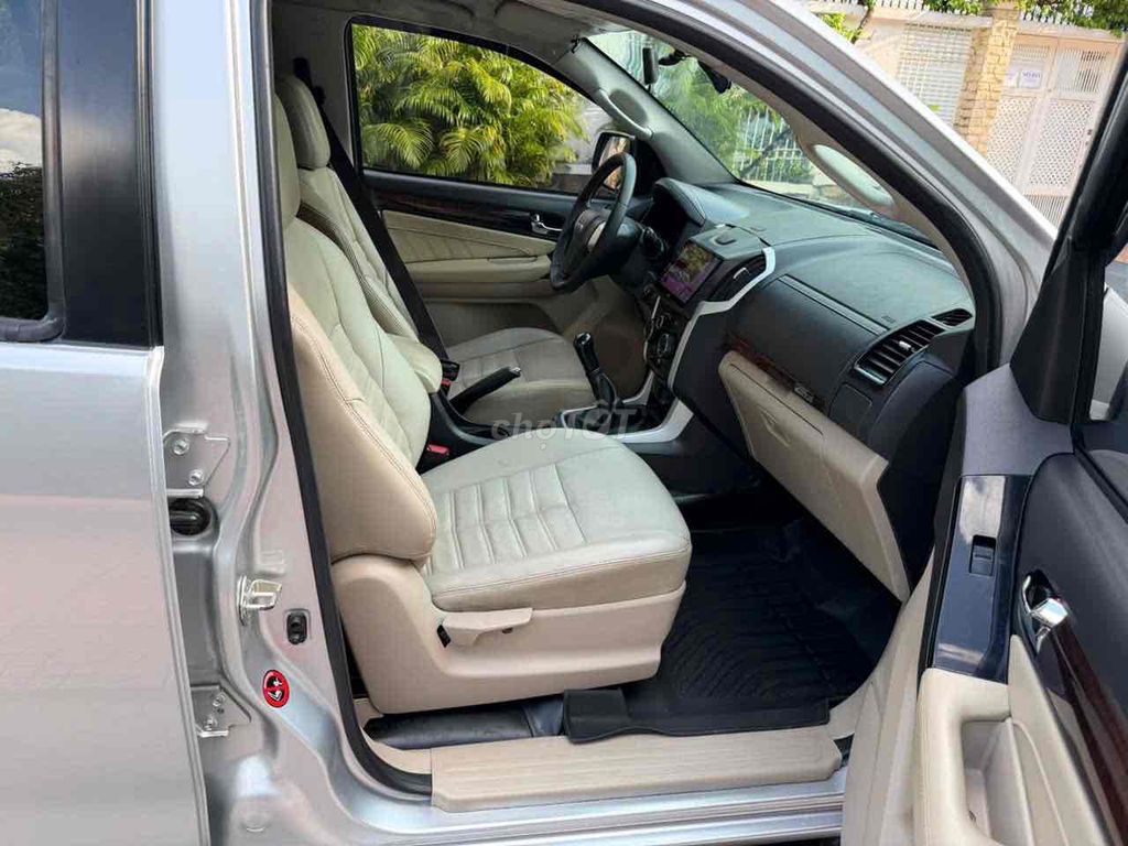 ISUZU MU-X B7 máy dầu 1.9 Turbo số sàn 2019. Mua bán Ô tô tại Huyện Bình Chánh Tp Hồ Chí Minh được đăng bởi Như Đạo hình 11