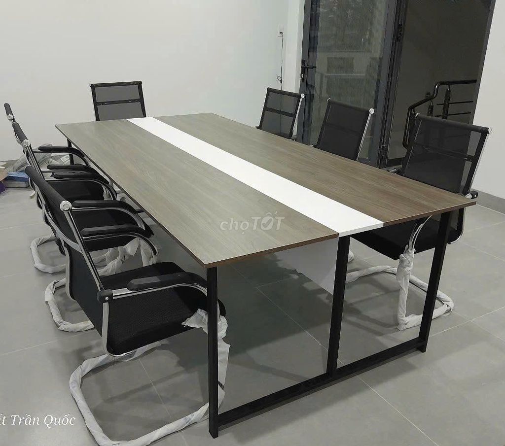 Bàn họp 2m4x1m2 Ván MDF. Mua bán Đồ dùng văn phòng tại Quận Tân Bình Tp Hồ Chí Minh được đăng bởi Trần Thị Mỹ Duyên  hình 1