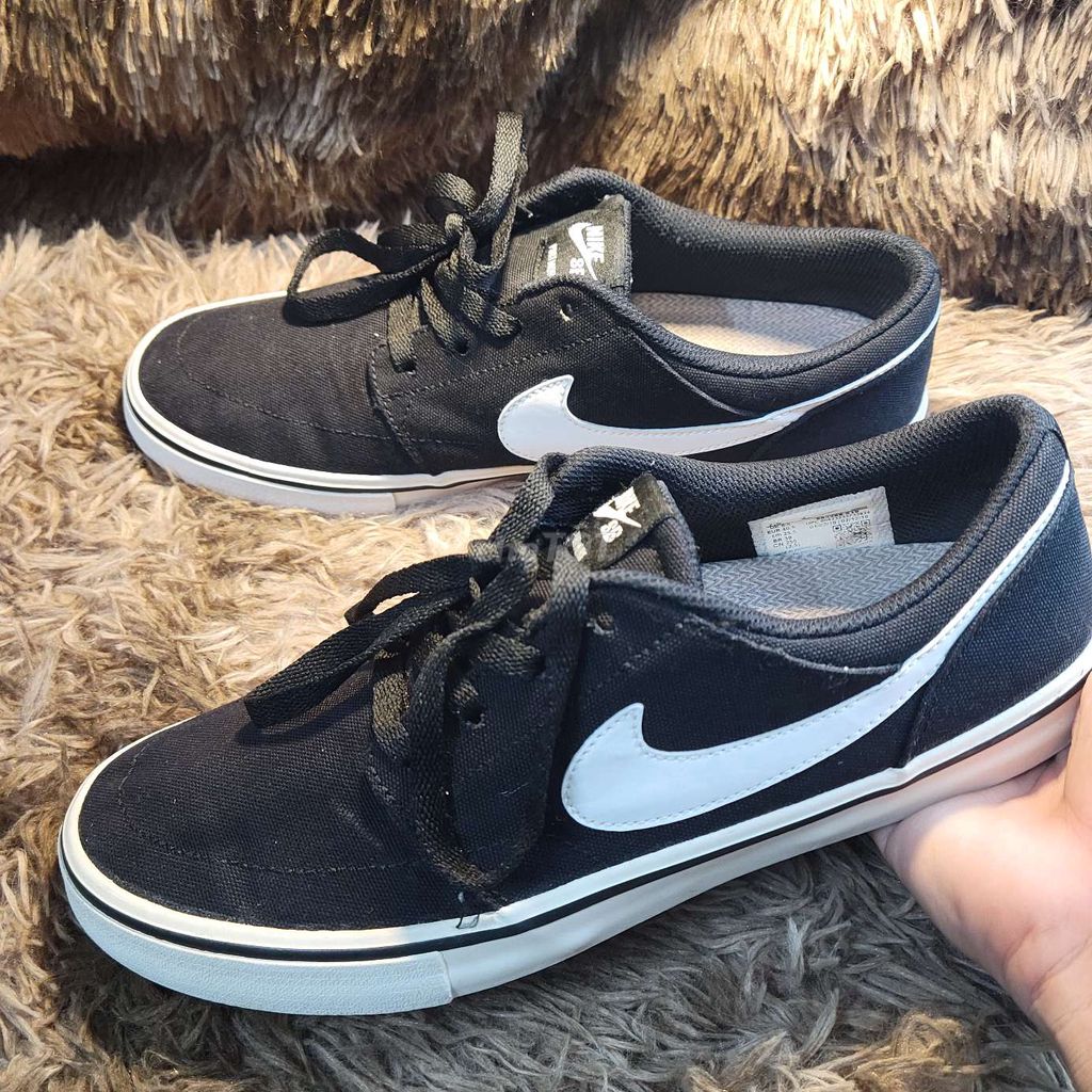 Nike sb size 40.5