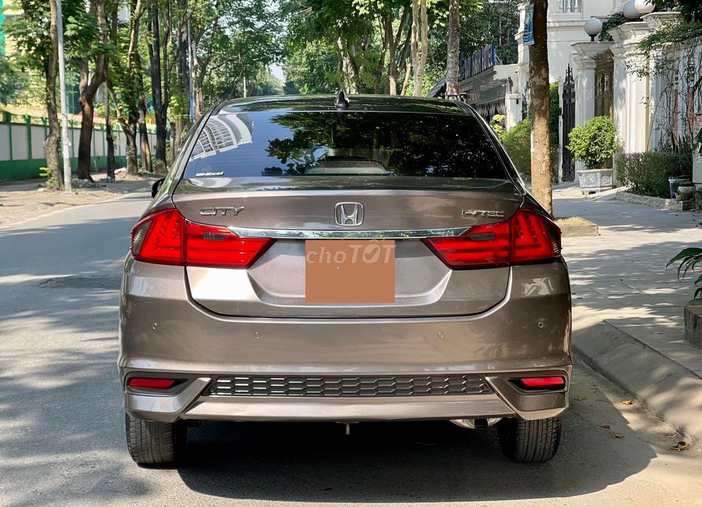 Honda City Top 2018 số tự động màu nâu. Mua bán Ô tô tại Quận Gò Vấp Tp Hồ Chí Minh được đăng bởi Xuân Trường hình 3
