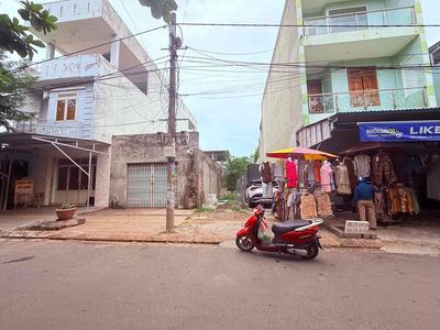 Plot of land 100 m² · Đường Xuân Thiều 4