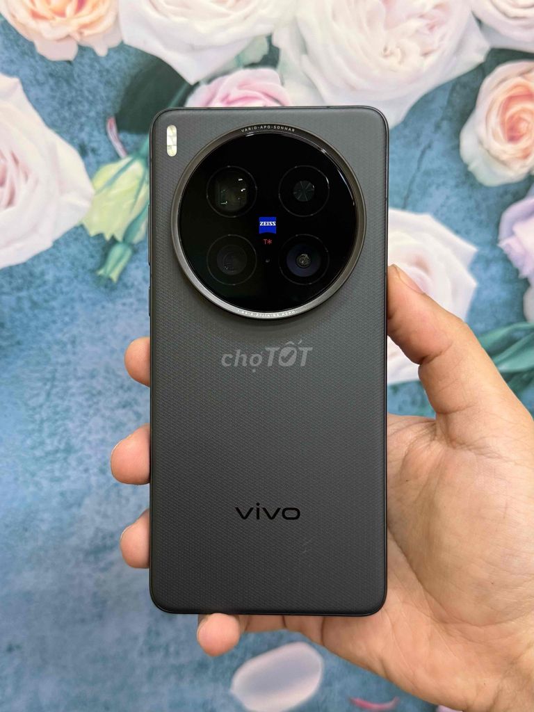 Vivo X200 Ultra Đen 12/256Gb BH 6th có trả góp. Mua bán Điện thoại tại Quận Thanh Khê Đà Nẵng được đăng bởi Bèo Mobile Store hình 1