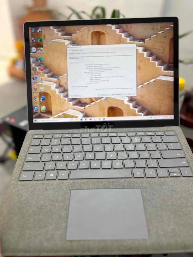 Microsoft Surface Laptop M3-7Y30 4GB/128GB. Mua bán Laptop tại Quận Đống Đa Hà Nội được đăng bởi HQ Computer hình 1