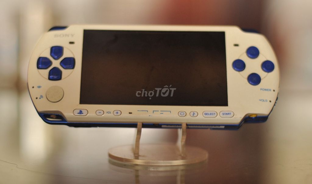 Máy chơi game Sony PSP 3000 TRẮNG XANH 32GB. Mua bán Thiết bị chơi game tại Huyện Chư Sê Gia Lai được đăng bởi nguyễn văn linh hình 1