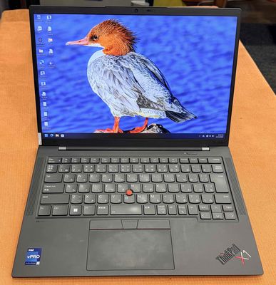 Cần bán ThinkPad X1 Carbon Gen 11. Mua bán Laptop tại Quận Nam Từ Liêm Hà Nội được đăng bởi Đoàn Thu Hiền