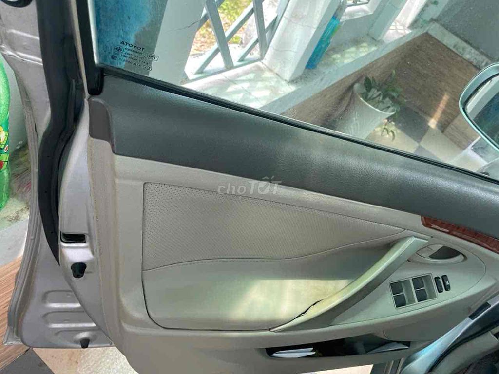Toyota Camry 2010 2.4G - 100000 km. Mua bán Ô tô tại Thành phố Mỹ Tho Tiền Giang được đăng bởi Nghị Trương hình 11