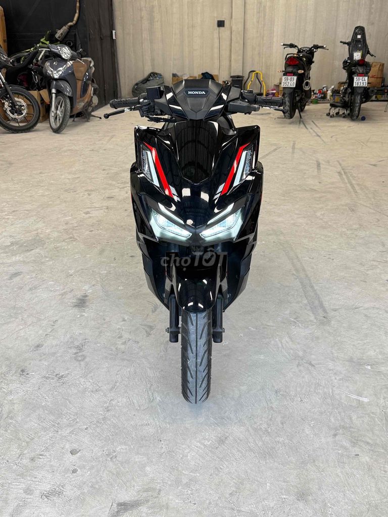 Cần bán Honda Vario 160 – Đăng ký 2023, biển HCM. Mua bán Xe máy tại Thành phố Thủ Đức Tp Hồ Chí Minh được đăng bởi iMotorbike Khang hình 9