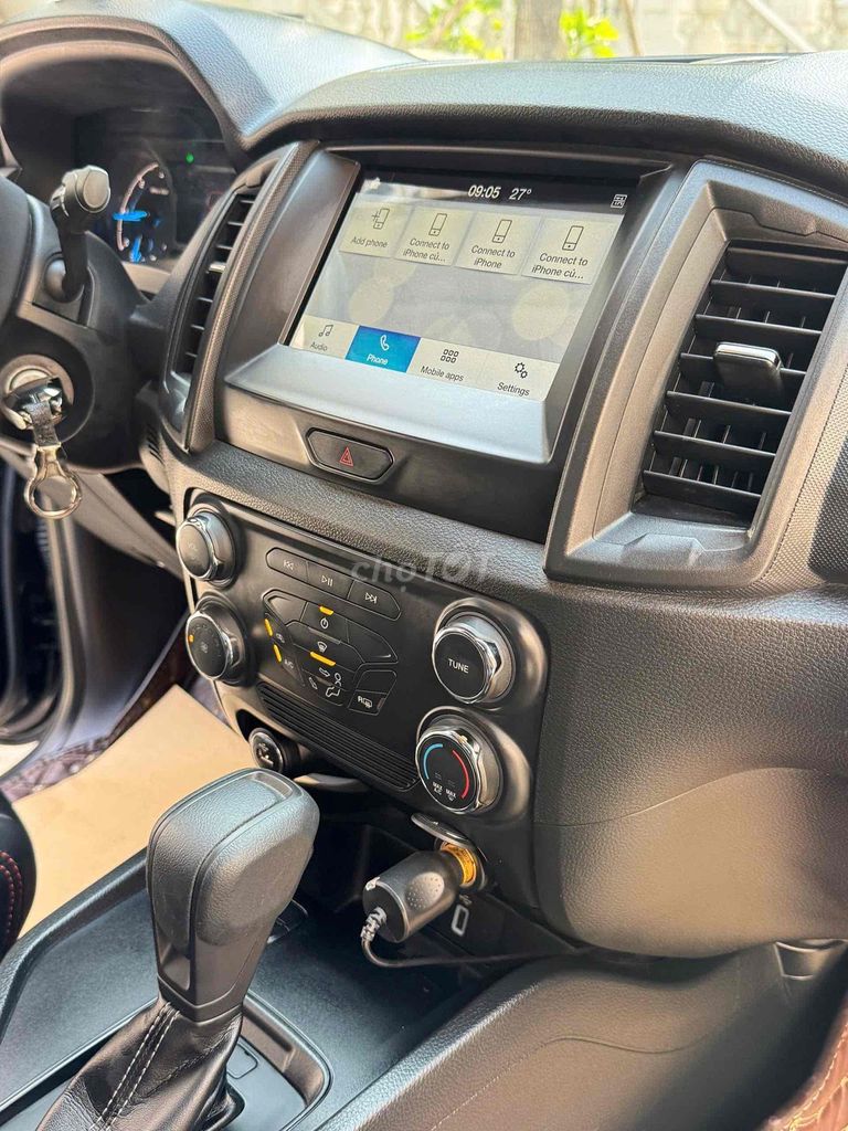 Ford Ranger XLS 2.2AT 2021 nhập Thái cực mới. Mua bán Ô tô tại Thành phố Thủ Đức Tp Hồ Chí Minh được đăng bởi Thiện Hướng  hình 16