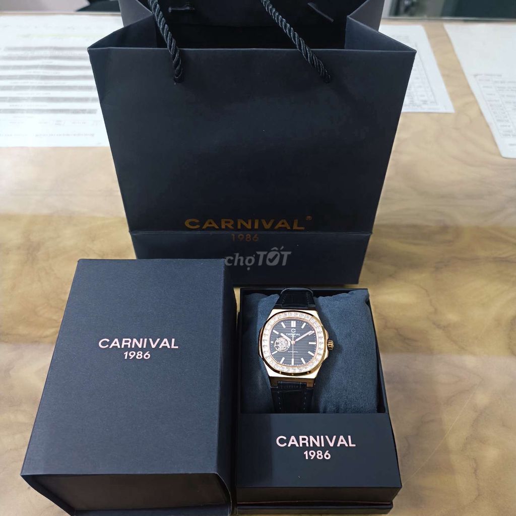Canival lộ tim đẹp. Mua bán Đồng hồ tại Huyện Thuỷ Nguyên Hải Phòng được đăng bởi Minh Nguyễn hình 1