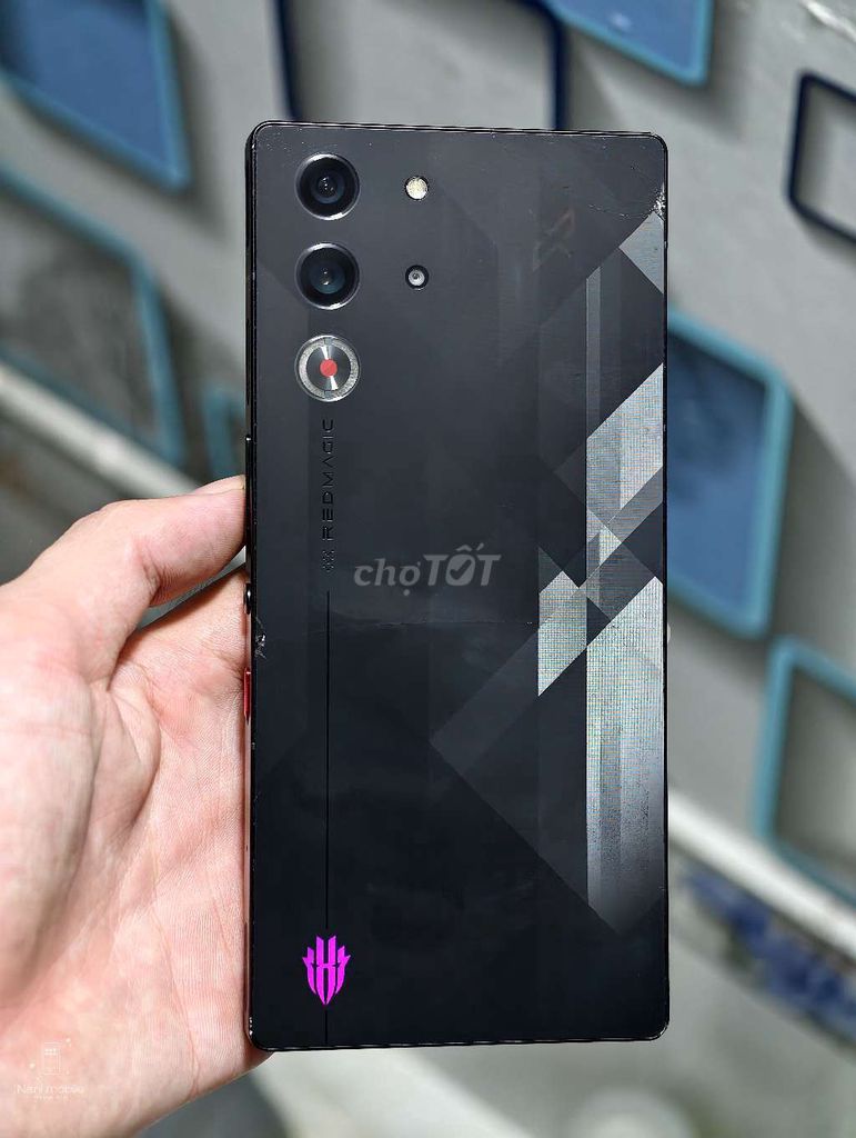 RedMagic 10 Pro Đen 12GB/256GB Nứt lưng máy trần . Mua bán Điện thoại tại Thành phố Thủ Đức Tp Hồ Chí Minh được đăng bởi NANI MOBILE hình 1