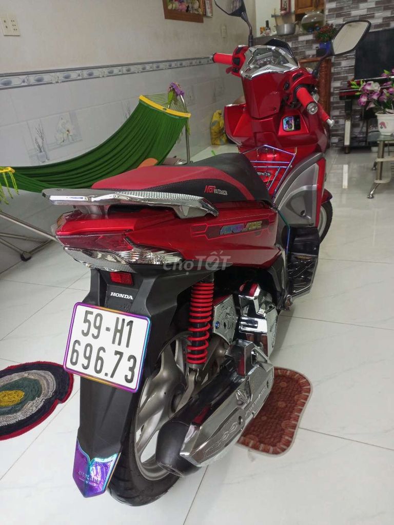 TÔI CHÍNH CHỦ XE KẸT TIỀN BÁN AIR BLADE 125 FI ĐẸP