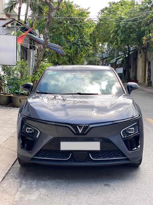 VinFast VF7 Plus 2025 Xám 195km( New seal) giá TL