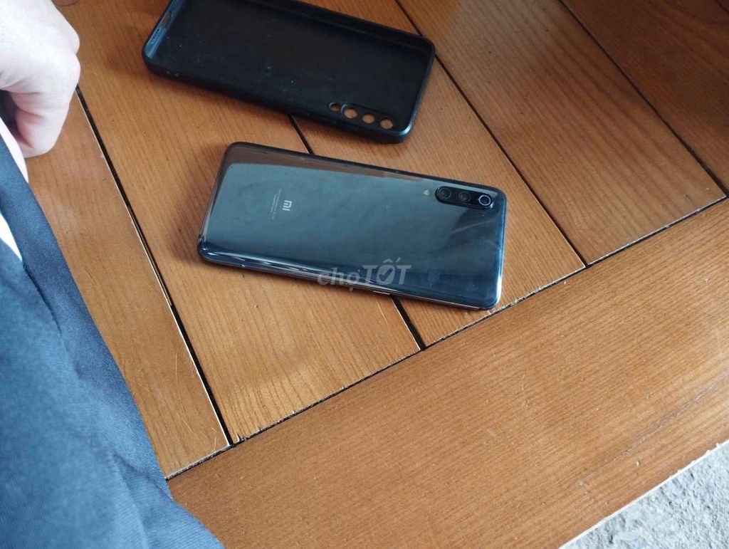 Xiaomi Mi 9 128GB Đen. Mua bán Điện thoại tại Huyện Lục Yên Yên Bái được đăng bởi Phạm Trung hình 1