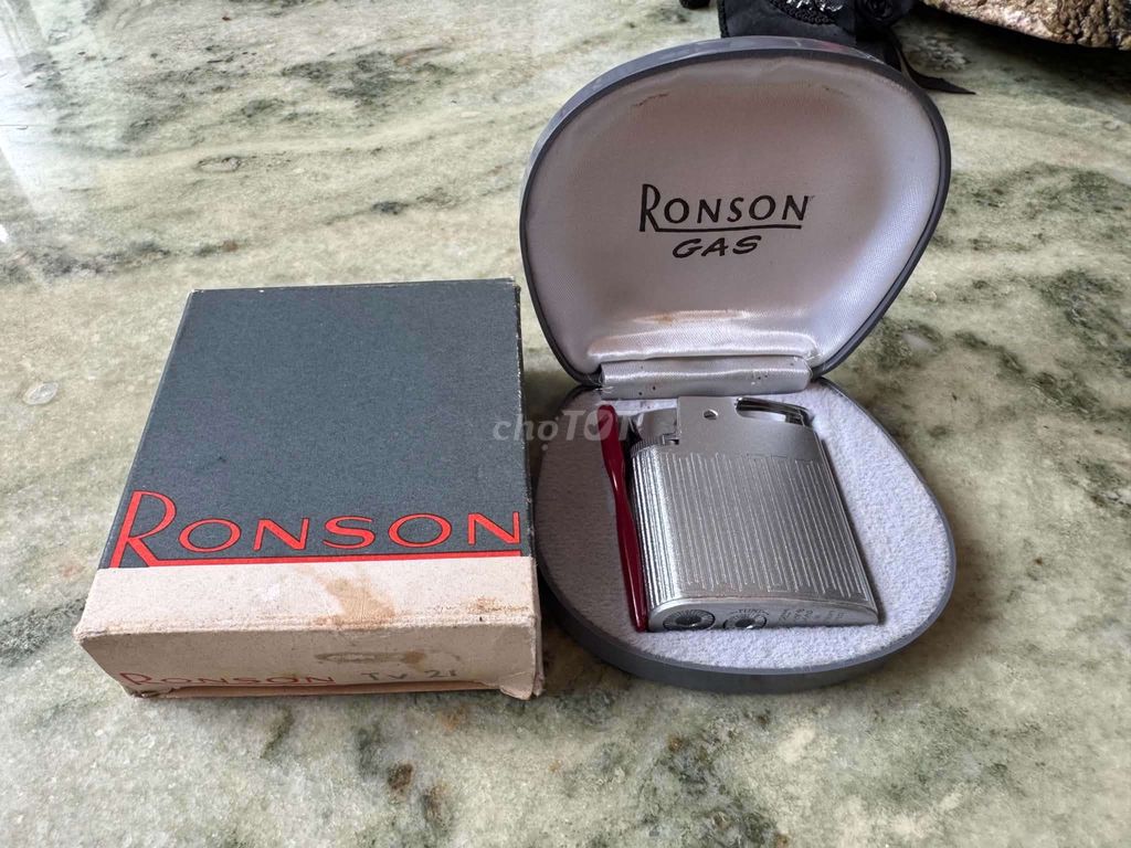 Bật lửa Ronson Tornado Bạc Tây Đức. Mua bán Đồ sưu tầm, đồ cổ tại Thành phố Biên Hòa Đồng Nai được đăng bởi Đỗ Liên hình 1