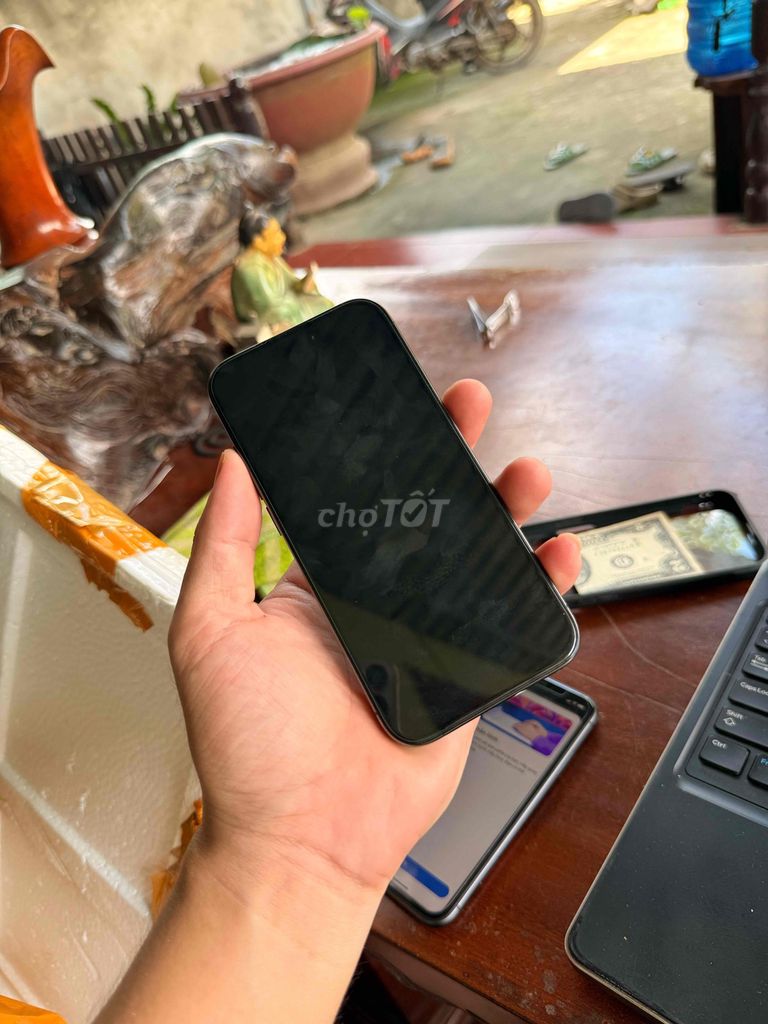 Apple iPhone 15 Pro 128GB Đen 98%. Mua bán Điện thoại tại Quận Gò Vấp Tp Hồ Chí Minh được đăng bởi Quảng Phạm Mua Iphone Lock và QT  HCM hình 1