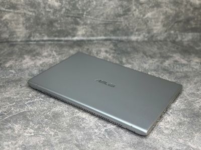 cần bán Asus màu bạc i5 sáng đẹp. Mua bán Laptop tại Huyện Hóc Môn Tp Hồ Chí Minh được đăng bởi Nguyễn Thế Cường
