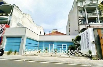 Rent · 1 bd · 300 м² · Quận 1, ул. Đường Đặng Dung