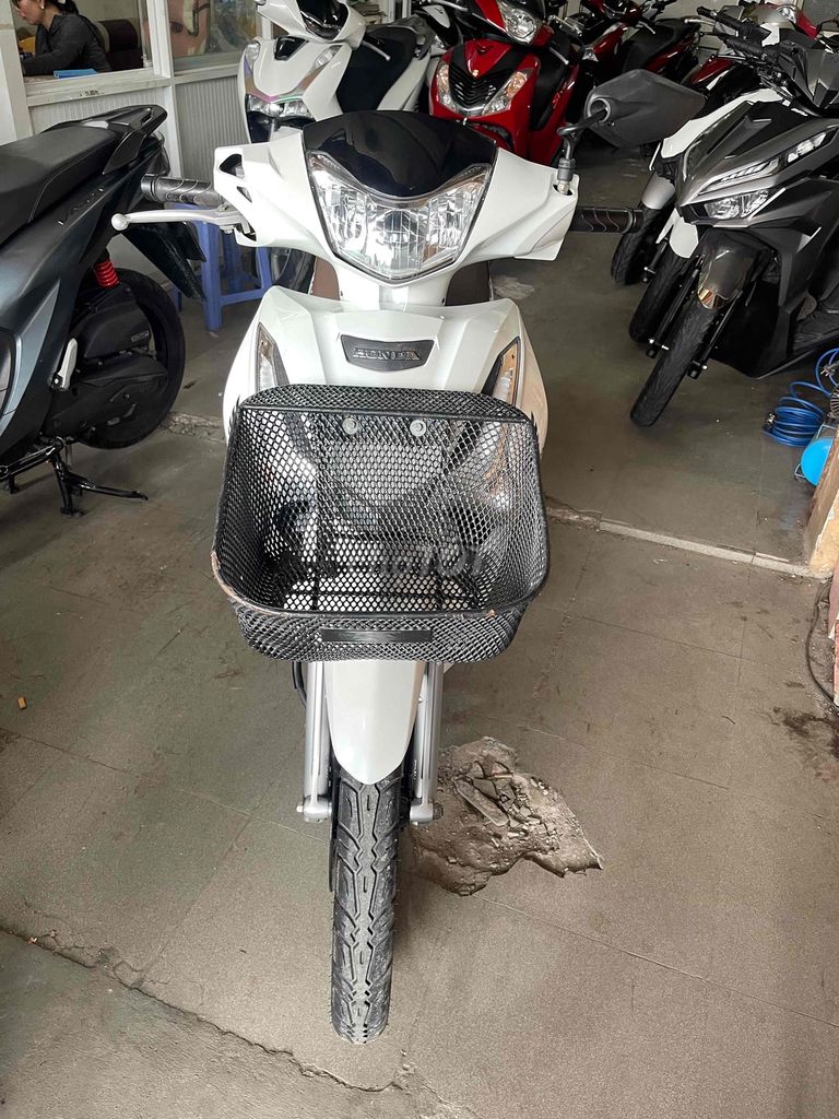 Honda Future 2020 Trắng bao hs về bấn số. Mua bán Xe máy tại Quận Ninh Kiều Cần Thơ được đăng bởi Cửa Hàng xe máy Hoàng Hải hình 1