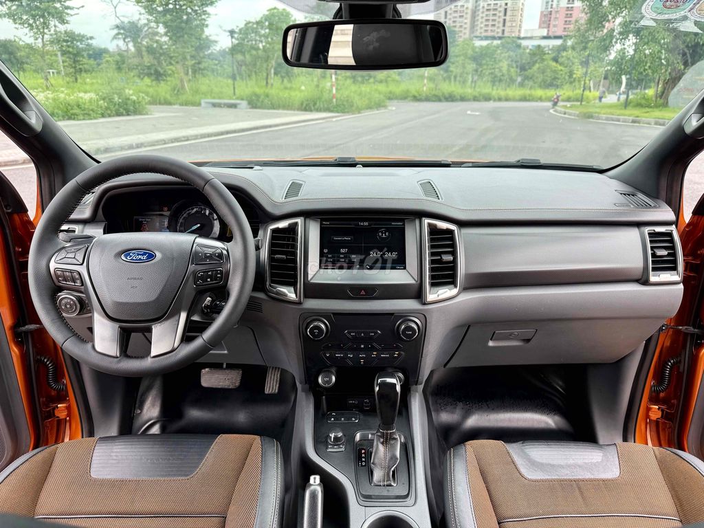 Ford Ranger  Wildtrak 3.2 4x4 AT 2016. Mua bán Ô tô tại Quận Long Biên Hà Nội được đăng bởi Tạ Dũng hình 18