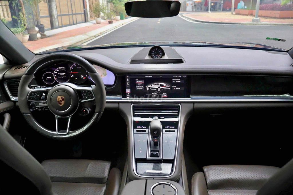 Porsche Panamera 3.0 V6 model 2018. Mua bán Ô tô tại Quận 8 Tp Hồ Chí Minh được đăng bởi Khoa nguyễn hình 13