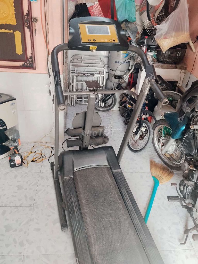 Máy chạy bộ Life Changing MD-525 Đen Đã sử dụng. Mua bán Đồ thể thao, Dã ngoại tại Quận Bình Tân Tp Hồ Chí Minh được đăng bởi Thanh hình 1