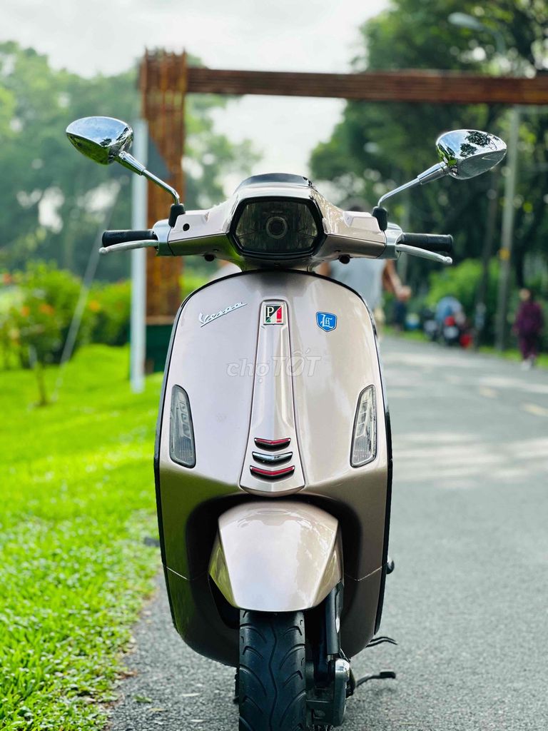 VESPA SPRIN125cc chính chủ. Mua bán Xe máy tại Quận Gò Vấp Tp Hồ Chí Minh được đăng bởi Nguyễn Hoàng Mua Bán Xe hình 4