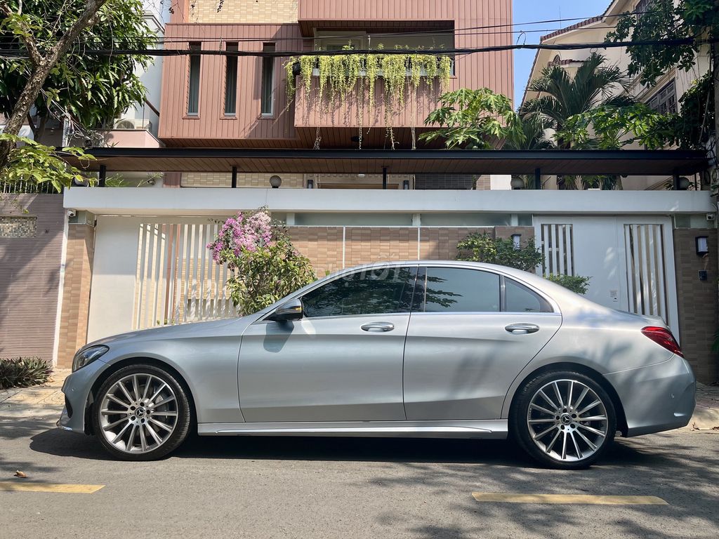 Mercedes-Benz C300 2017 Bạc. Mua bán Ô tô tại Quận 7 Tp Hồ Chí Minh được đăng bởi Mạnh Chiến hình 14