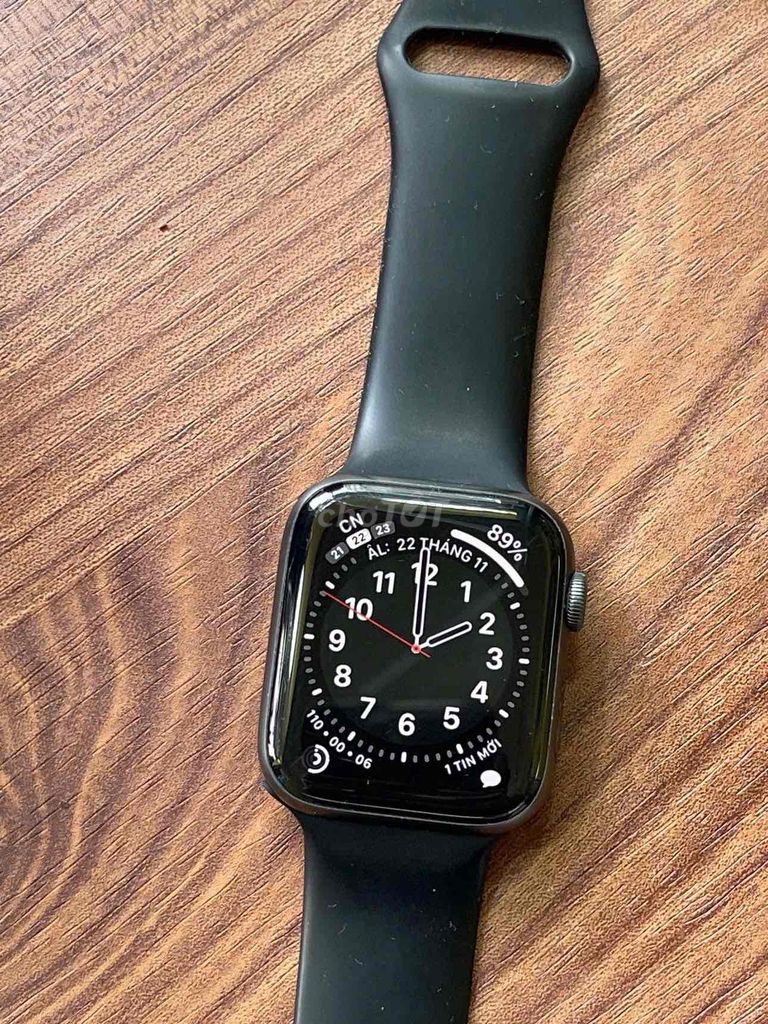 Apple Watch Series 5 44mm