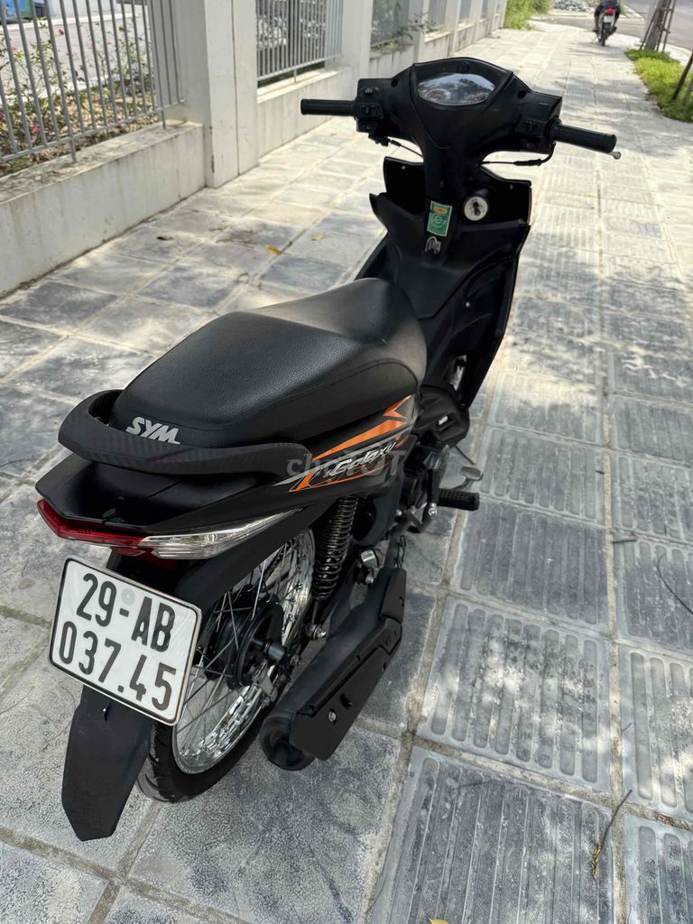 Thanh lý Galaxy 50cc chính hãng Sym. Mua bán Xe máy tại Quận Bắc Từ Liêm Hà Nội được đăng bởi Hữu Nhuận hình 5