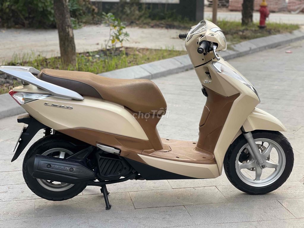 Honda Lead 2014 Vàng kem. Mua bán Xe máy tại Quận Nam Từ Liêm Hà Nội được đăng bởi Xe Máy Đức Dũng hình 3