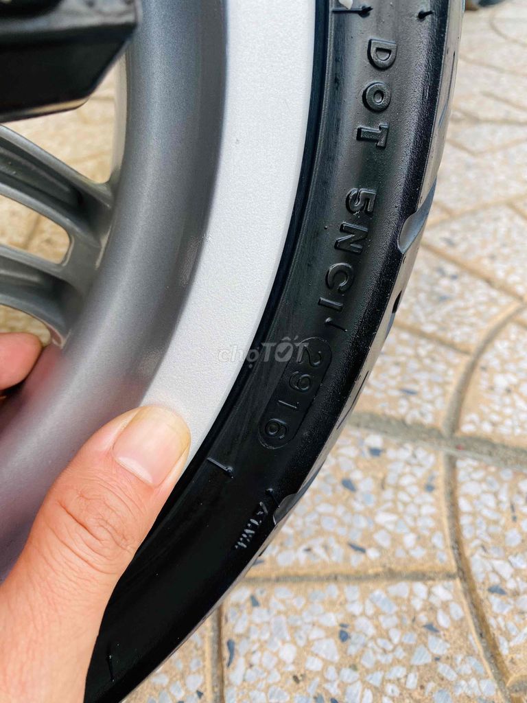 Piaggio Vespa Primavera ABS 2016 Đen 5000 km. Mua bán Xe máy tại Quận Ninh Kiều Cần Thơ được đăng bởi Hiếu Xe máy Tân Liên Hưng 2 hình 13