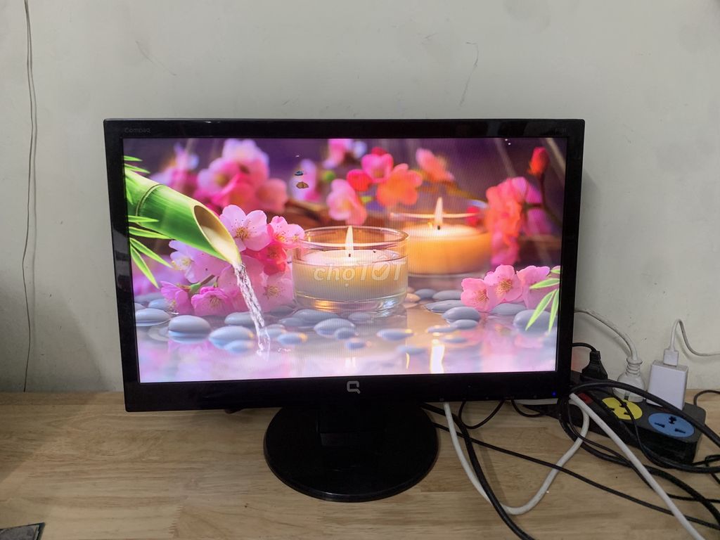 Thanh lý lại màn hình 19inch HP này