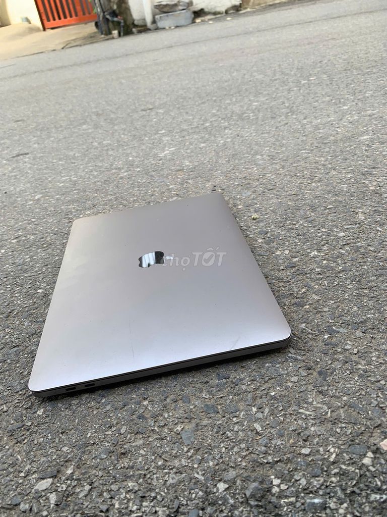 macbook pro 2019. Mua bán Laptop tại Huyện Quế Võ Bắc Ninh được đăng bởi Luân hình 1