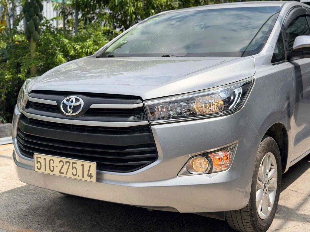 Toyota Innova 2017 photo 3