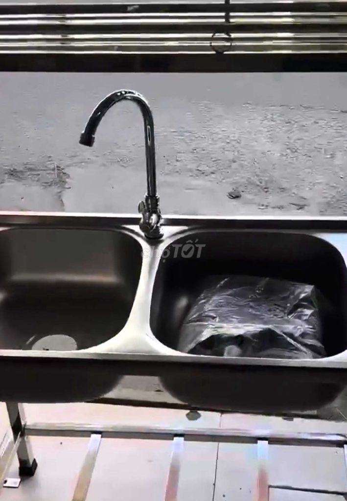Chậu rửa chén Inox 2 ngăn. Mua bán Thiết bị vệ sinh, nhà tắm tại Thành phố Huế Thừa Thiên Huế được đăng bởi Nam Cao hình 1