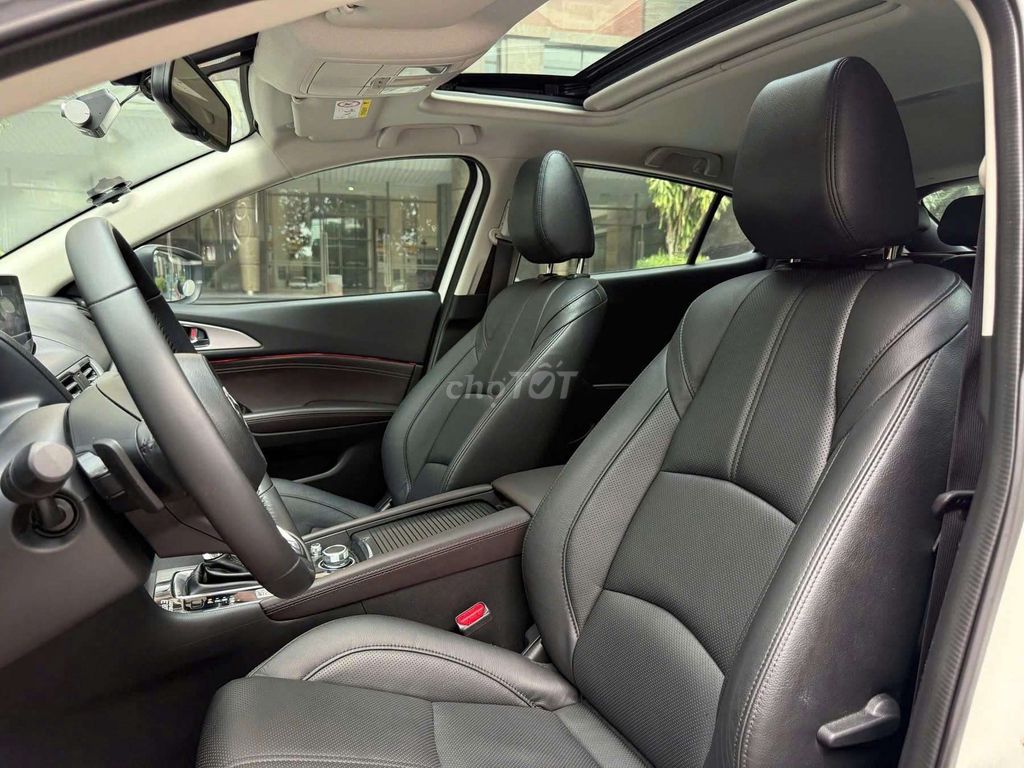 Mazda 3 sx 2019 1.5L Sport Premium - 55000 km. Mua bán Ô tô tại Quận Bắc Từ Liêm Hà Nội được đăng bởi Phạm Bá Hướng hình 4