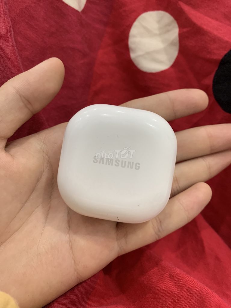 Tai nghe không dây Samsung Buds FE Trắng. Mua bán Tivi, Âm thanh tại Quận Hoàng Mai Hà Nội được đăng bởi Trung Kien hình 1