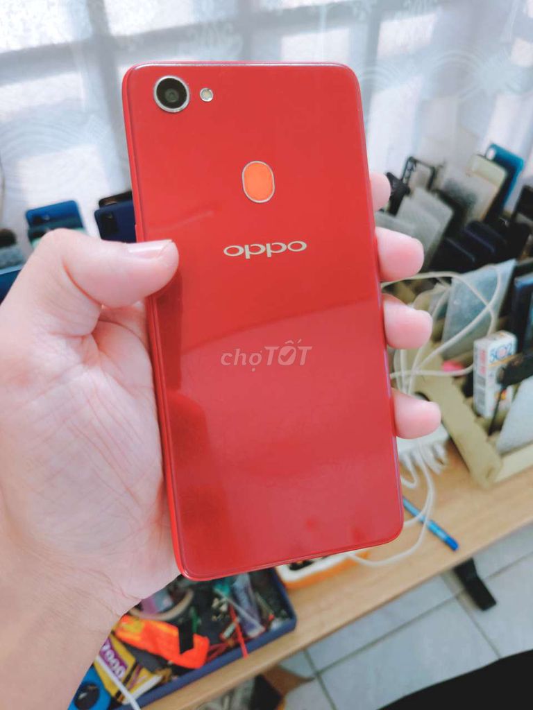 Oppo F7 4/64GB Đỏ. Mua bán Điện thoại tại Quận Hải Châu Đà Nẵng được đăng bởi Lộc Roy hình 1
