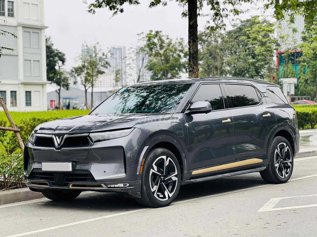 Vinfast VF9 Plus 2023 Xám Thuê Pin Tiên Phong. Mua bán Ô tô tại Quận Thanh Xuân Hà Nội được đăng bởi Cường Auto 266 hình 1