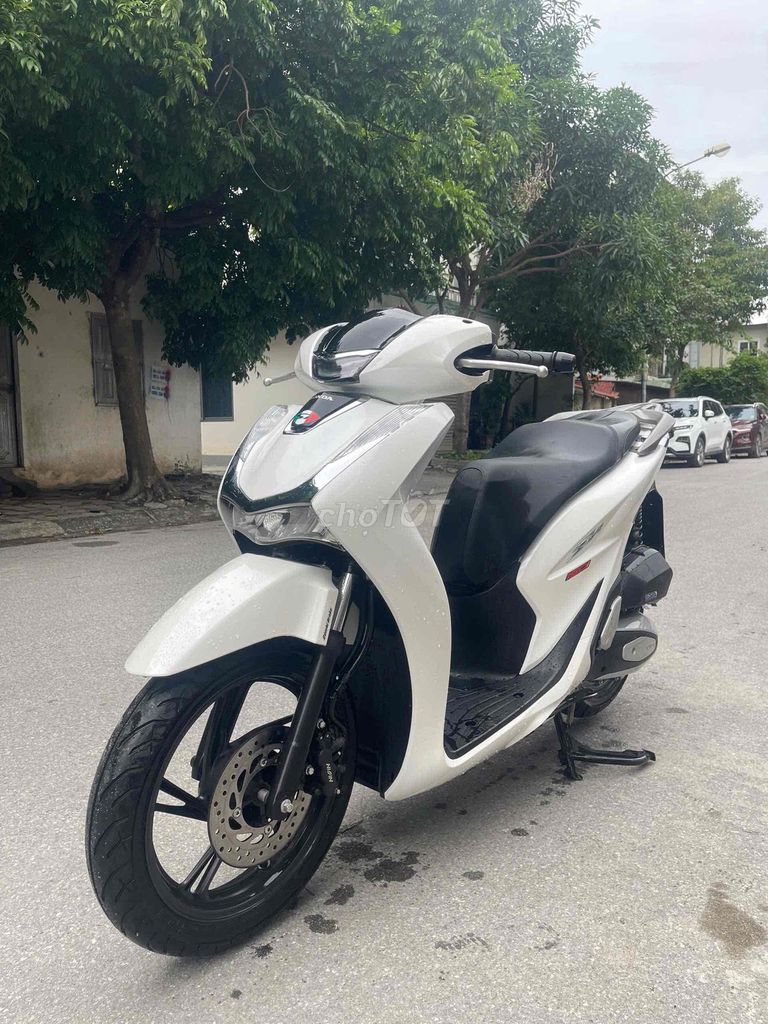 SH 125i CBS Siêu Lướt 2023 Chất _ Bảo Hành 3 Năm. Mua bán Xe máy tại Huyện Gia Lâm Hà Nội được đăng bởi Xe Máy Phúc Hưng hình 4