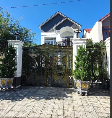 Bán căn biệt thự Phú Mỹ, 10x35m, đã hoàn công gần Phạm Ngọc Thạch. Mua bán nhà ở tại Thành phố Thủ Dầu Một Bình Dương được đăng bởi lê thành 