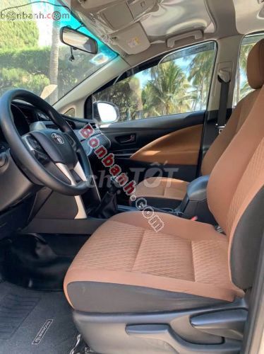 Toyota Innova 2.0E 2018. Mua bán Ô tô tại Thành phố Nha Trang Khánh Hòa được đăng bởi Khánh Phan hình 3