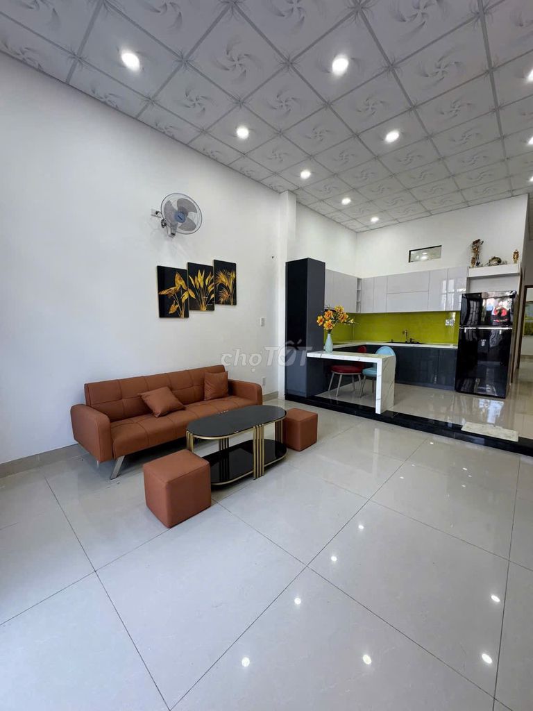 Аренда · 2 комн. · 80 м² · Quận Cẩm Lệ, ул. Bình thái