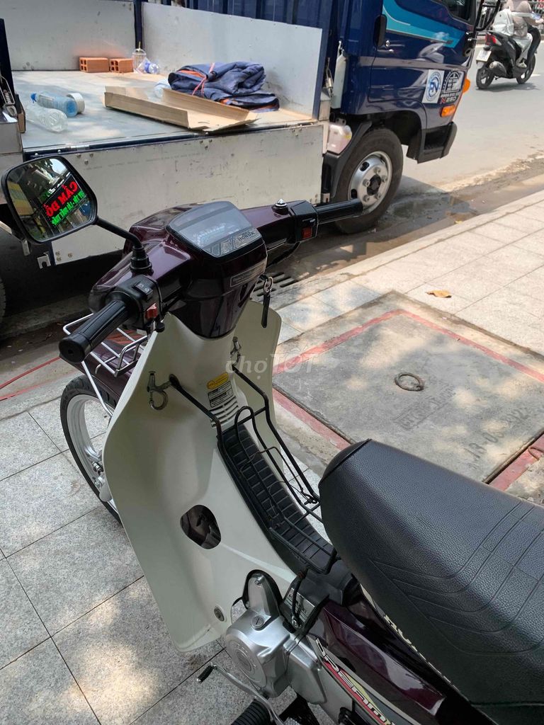 Honda Dream белый, тёмно-красный BSTPHCM
