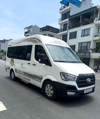 Hyundai Solati Limousine 2019 Trắng 16 chỗ
