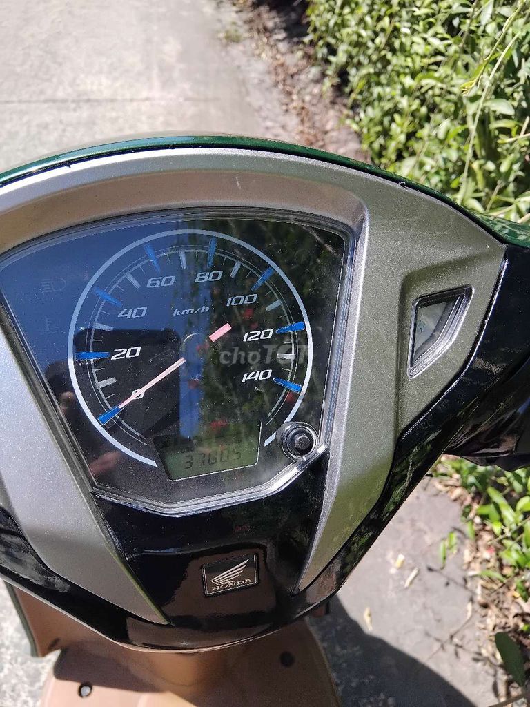 Lead 2015 bs 76.9 chủ bao ký nữ ít đi giá tốt. Mua bán Xe máy tại Huyện Hóc Môn Tp Hồ Chí Minh được đăng bởi Trần Trương Vũ Phong hình 8