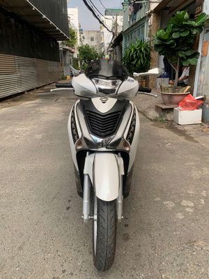 Honda SH 150I 2018 mới 90% bstp chính chủ